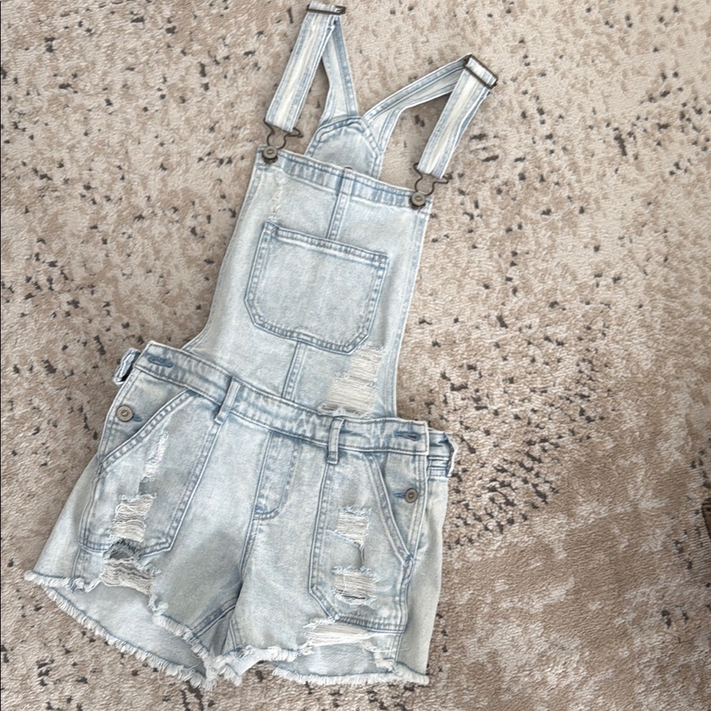 HOLLISTER Light Denim Distressed Overalls